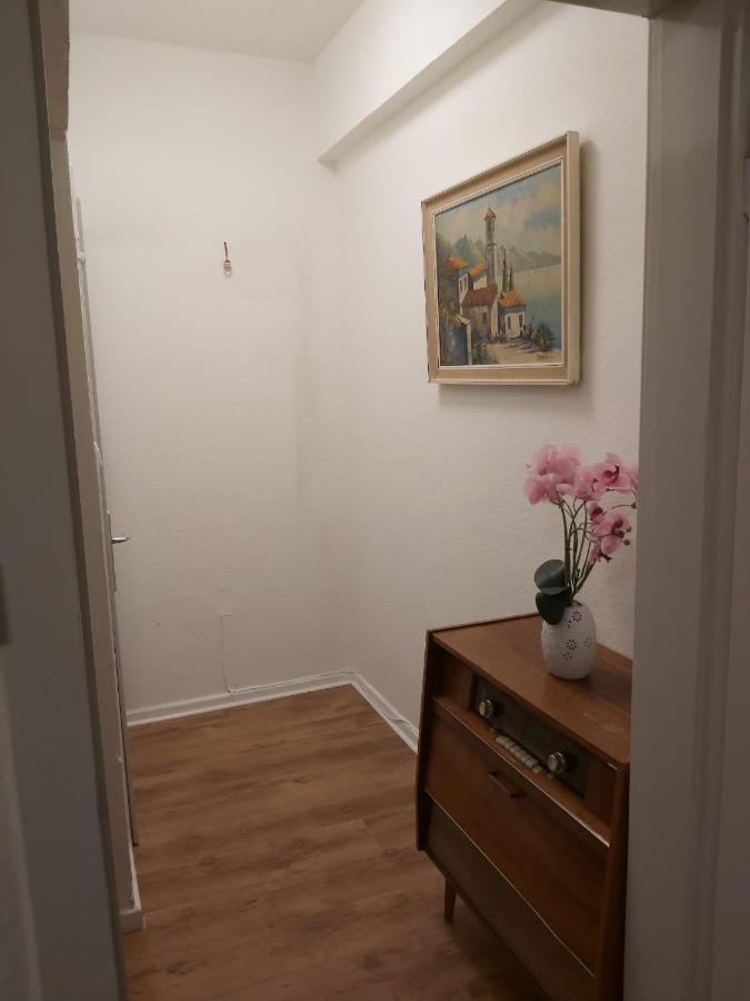 1 Zimmerwohnung Mit Kueche, Balkon Und Badezimmer In Duesseldorf Apartmen Eksteriør billede