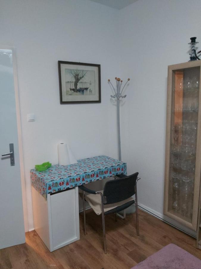 1 Zimmerwohnung Mit Kueche, Balkon Und Badezimmer In Duesseldorf Apartmen Eksteriør billede